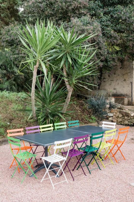 Can Rovira - Stunning Neoclassical Mansion, Just 20 Min Drive From Barcelona City Center, Ideal For Groups And Families Alella Exterior foto